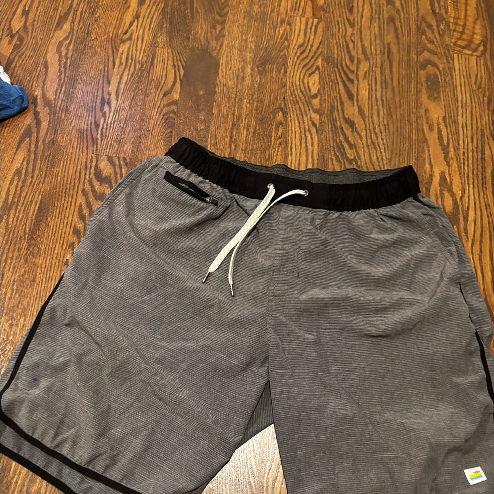 Vuori Men's Gray Shorts